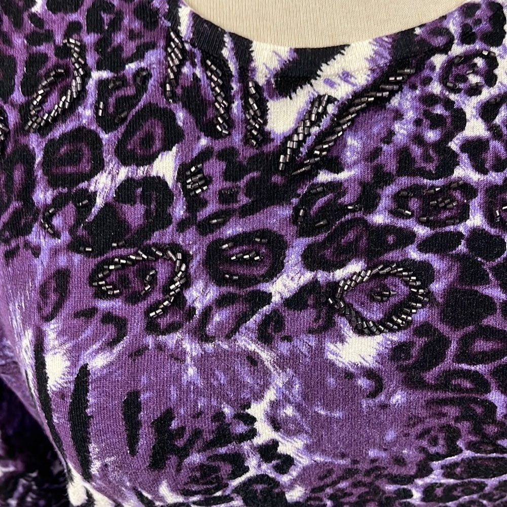 Alison Sheri Sweater - Picture 2 of 4